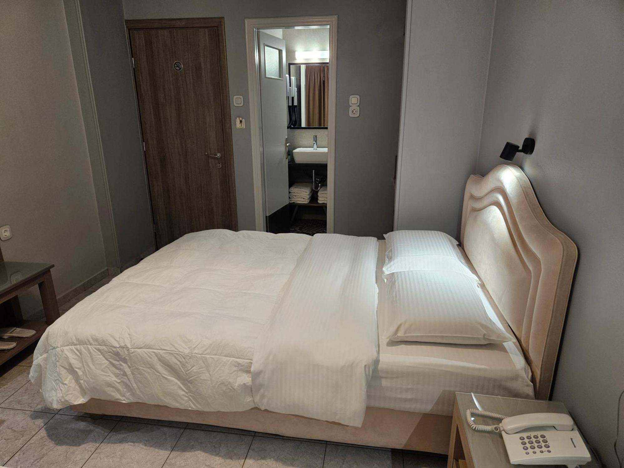 וולוס Hotel Anastasia מראה חיצוני תמונה